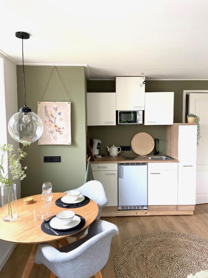 By Mosk Bed & Breakfast Engelum Bagian luar foto