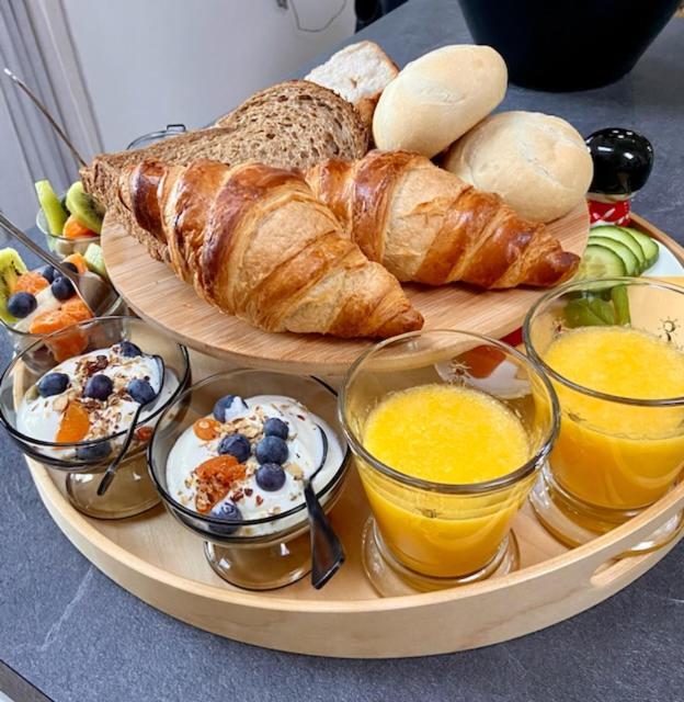 By Mosk Bed & Breakfast Engelum Bagian luar foto